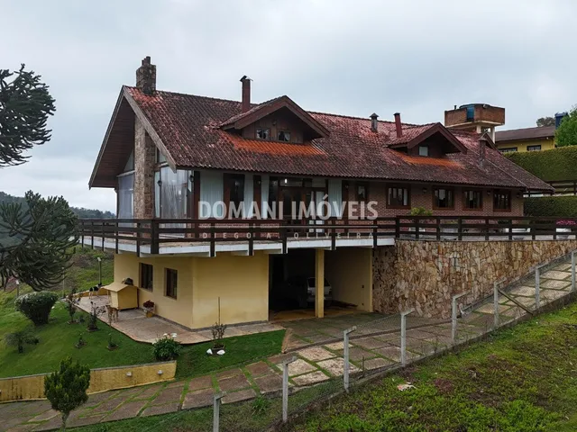 Imagem: CASA - CAMPOS DO JORDÃO