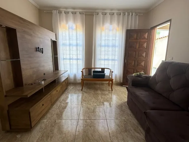 Imagem 16: Casa À Venda em Sorocaba-Sp, Bairro Éden, com 3 Quartos, 1 Sala, 3 Banheiros, 3 Vagas de Garagem e 192,00 M² de Área!