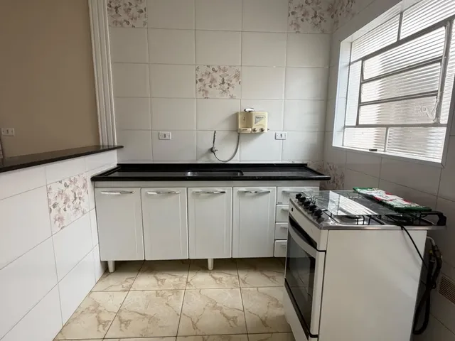 Imagem 13: Casa À Venda em Sorocaba-Sp, Bairro Éden, com 3 Quartos, 1 Sala, 3 Banheiros, 3 Vagas de Garagem e 192,00 M² de Área!