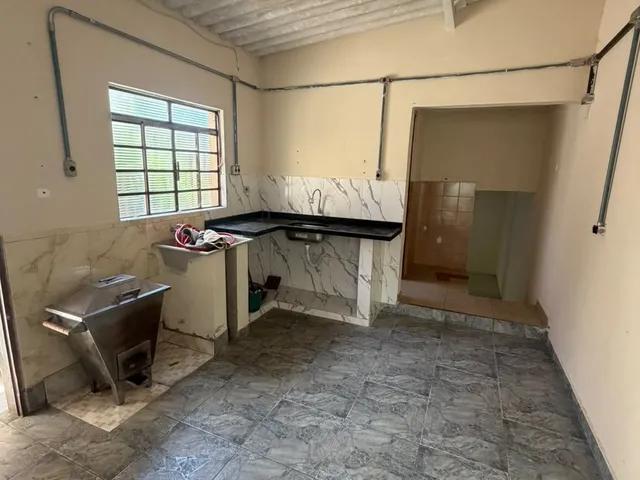 Imagem 6: Casa À Venda em Sorocaba-Sp, Bairro Éden, com 3 Quartos, 1 Sala, 3 Banheiros, 3 Vagas de Garagem e 192,00 M² de Área!
