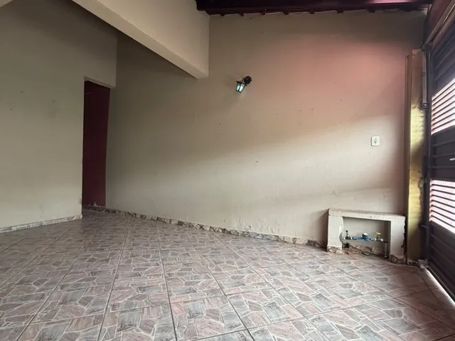 Imagem 7: Sobrado de 2 Andares para locação em Sorocaba-SP, bairro Aparecidinha: 3 quartos sendo