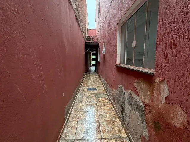 Imagem 3: Sobrado de 2 Andares para locação em Sorocaba-SP, bairro Aparecidinha: 3 quartos sendo