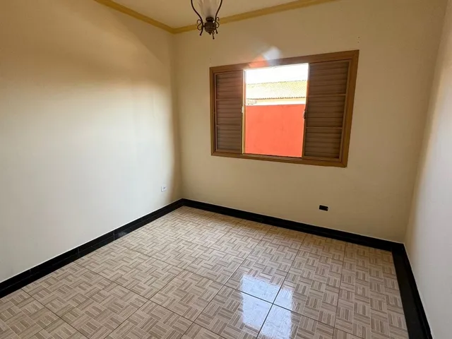 Imagem 12: Imóvel para locação em Sorocaba-SP, bairro Cajuru do Sul: 3 quartos, 1 sala, 2