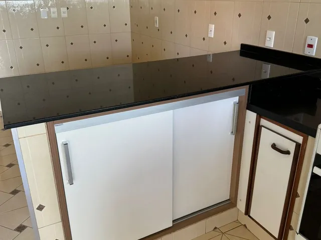 Imagem 4: Imóvel para locação em Sorocaba-SP, bairro Cajuru do Sul: 3 quartos, 1 sala, 2