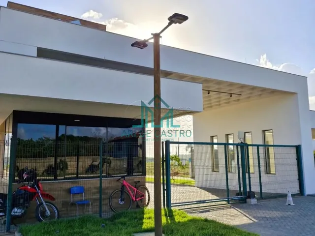 Imagem: O terreno possui 360m² de Área e está localizado em