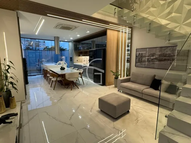 Imagem: Casa dos sonhos à venda! Localizada no