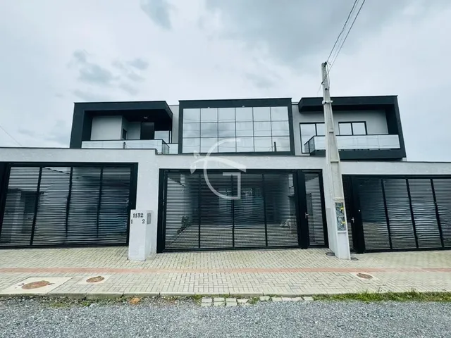 Imagem 11: Casa dos sonhos à venda! Localizada no coração da cidade, esta magnífico sobrado