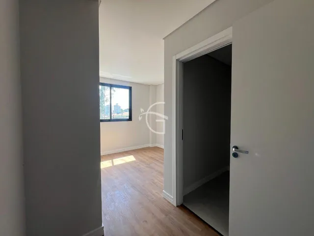Imagem 14: Linda casa à venda! Se você está em busca de um lar espaçoso e confortável para a