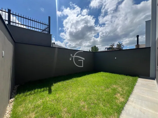 Imagem 8: Venha conhecer a casa dos seus sonhos! Esta incrível residência conta com 3 quartos