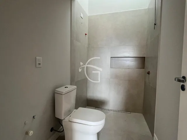 Imagem 9: Venha conhecer a casa dos seus sonhos! Esta incrível residência conta com 3 quartos