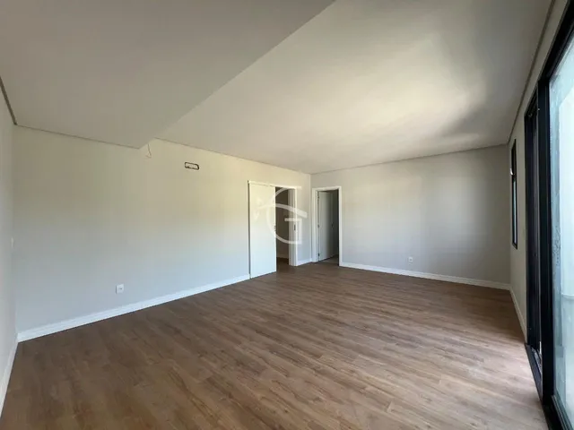 Imagem 11: Venha conhecer a casa dos seus sonhos! Esta incrível residência conta com 3 quartos