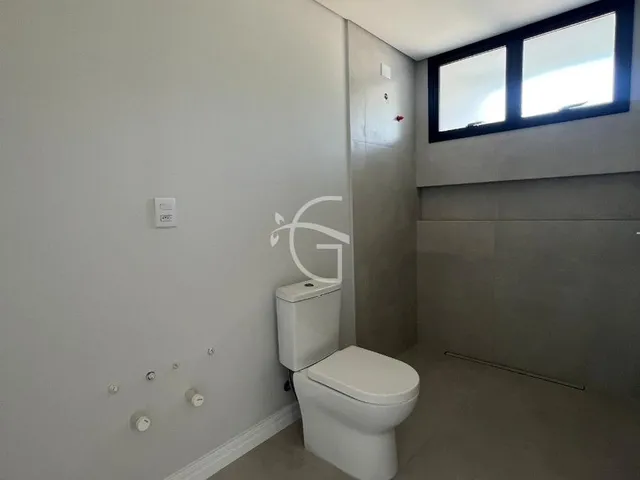 Imagem 13: Venha conhecer a casa dos seus sonhos! Esta incrível residência conta com 3 quartos