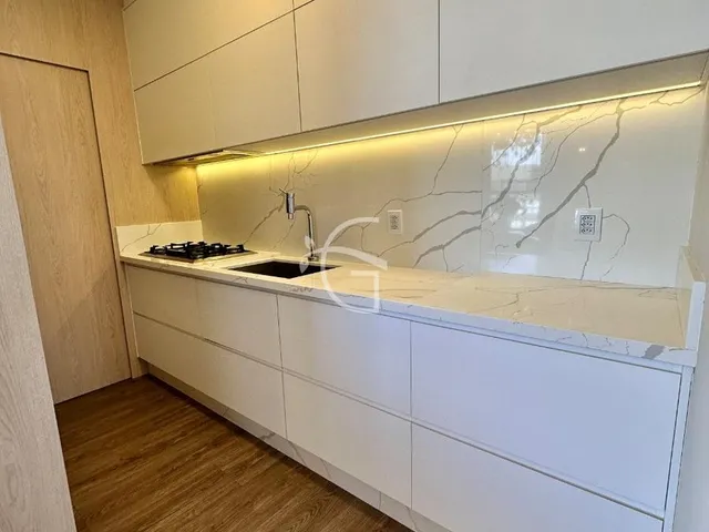 Imagem 5: Pra morar no Saguaçu ! Apartamento em andar alto e vista livre ! Ele é semi novo