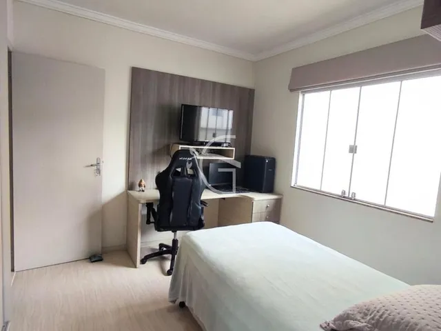 Imagem 10: Belissimo sobrado no bairro Iririú com 142 metros quadrados com 3 quartos sendo 1 suite