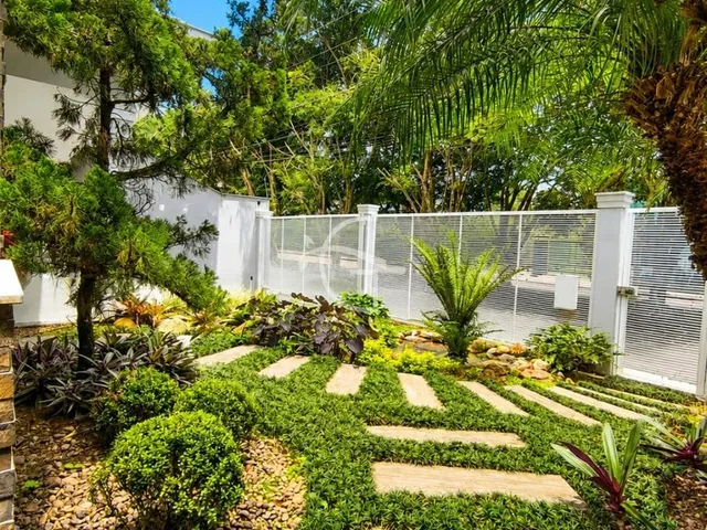 Imagem 3: Linda casa com 1 suíte mais 2 demi-suíte à venda no bairro Bom Retiro em Joinville