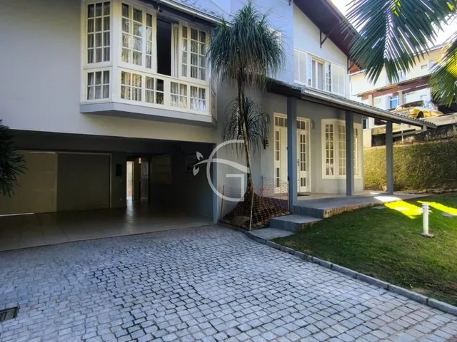 Imagem 8: Venha conhecer a casa dos seus sonhos! Com 4 quartos espaçosos, sendo 1 suíte master