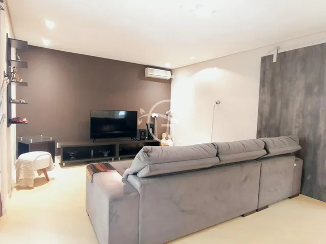 Imagem 6: Venha conhecer a casa dos seus sonhos! Com 4 quartos espaçosos, sendo 1 suíte master