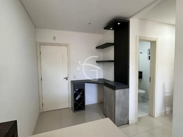 Imagem 10: Um apartamento prático para quem não abre mão de uma ótima localização ! São duas