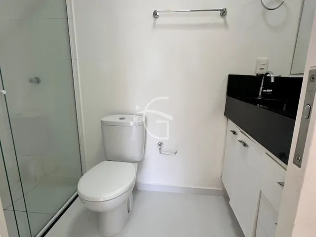 Imagem 13: Um apartamento prático para quem não abre mão de uma ótima localização ! São duas