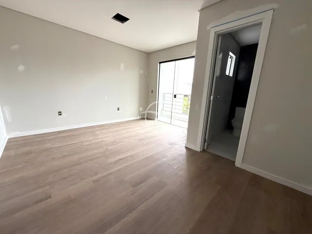 Imagem 14: Casa à venda no Glória em Joinville Seu novo lar no bairro Glória espera por você!