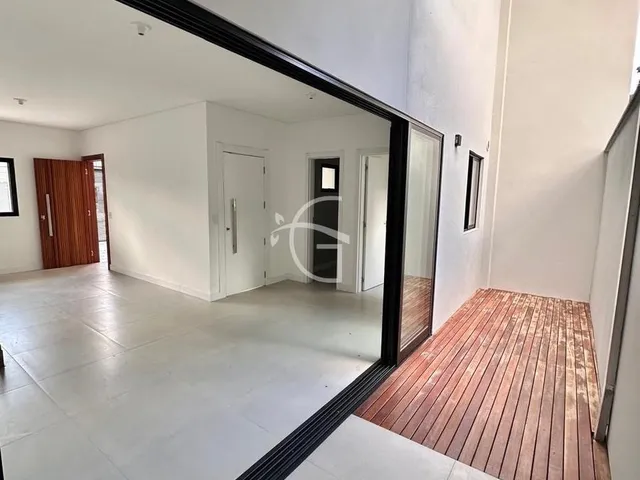 Imagem 6: Excelente sobrado próximo ao mercado ponto bom Quartos confortáveis e acabamentos