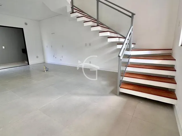 Imagem 9: Excelente sobrado próximo ao mercado ponto bom Quartos confortáveis e acabamentos