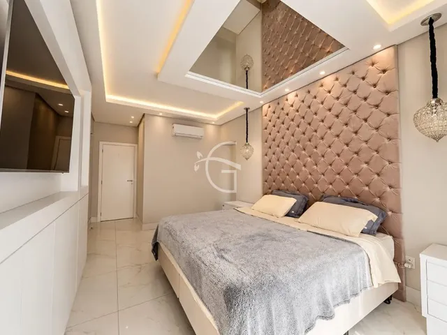 Imagem 7: Exclusividade e pura elegância. Apresento esta joia no bairro Glória: uma casa em