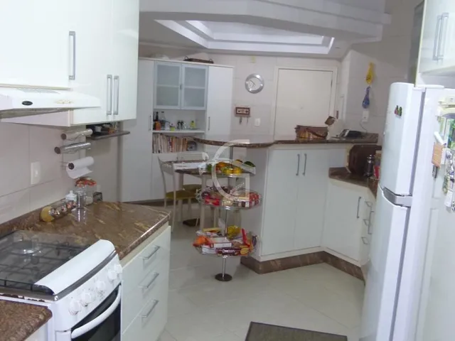 Imagem 9: Ótima cobertura duplex com 412m² privativos!