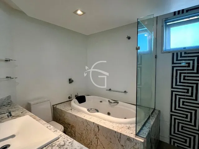 Imagem 16: EXCELENTE APARTAMENTO NO ATIRADORES COM 3 SUÍTES E 3 VAGAS DE GARAGEM