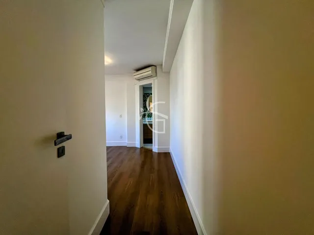 Imagem 7: EXCELENTE APARTAMENTO NO ATIRADORES COM 3 SUÍTES E 3 VAGAS DE GARAGEM