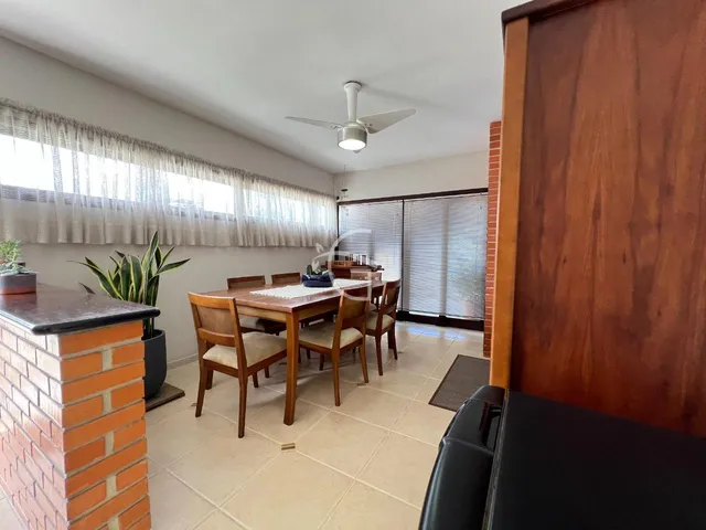 Imagem 5: Perto do Centro mas tranquilo para escutar o canto dos pássaros?