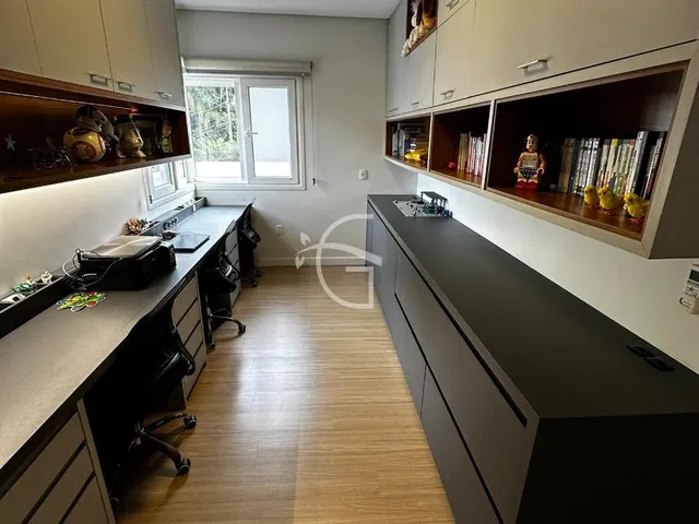 Imagem 4: Encante-se com essa residência exclusiva no bairro Floresta!