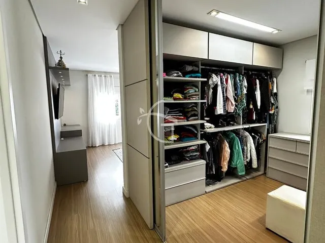 Imagem 9: Encante-se com essa residência exclusiva no bairro Floresta!