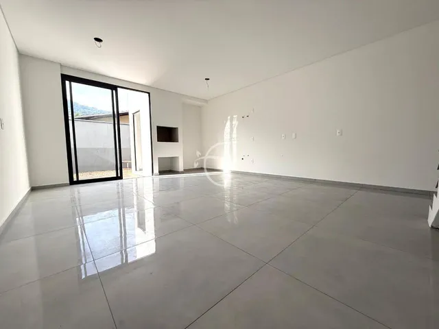 Imagem 5: Casa Geminada à venda na Rua Herval D'Oeste no Saguacu em Joinville
