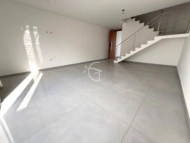 Imagem 4: Casa Geminada à venda na Rua Herval D'Oeste no Saguacu em Joinville