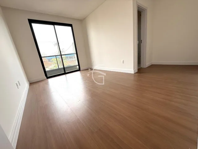 Imagem 3: Casa Geminada à venda na Rua Herval D'Oeste no Saguacu em Joinville