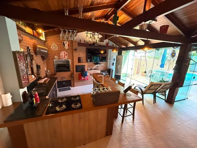 Imagem 7: Casa à venda no América em Joinville, SC