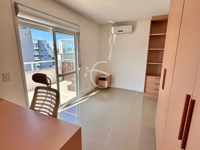 Imagem 6: Cobertura Plana com 03 Suítes!