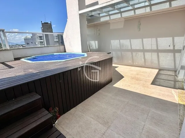 Imagem 5: Cobertura Plana com 03 Suítes!