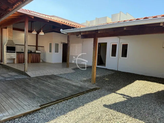 Imagem 7: Casa plana com 3 dormitórios no Nova Brasília em excelente terreno