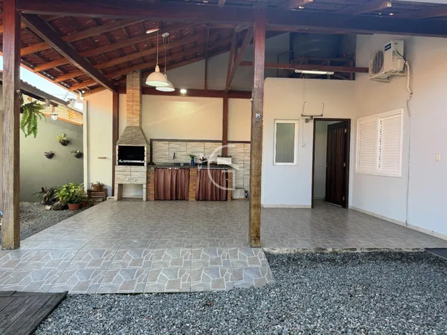 Imagem 3: Casa plana com 3 dormitórios no Nova Brasília em excelente terreno