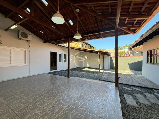 Imagem 15: Casa plana com 3 dormitórios no Nova Brasília em excelente terreno