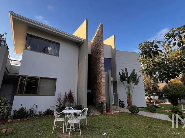 Imagem 2: Sobrado Mobiliado para Locação no Condomínio Solar das Crisálidas, 490m2 por
