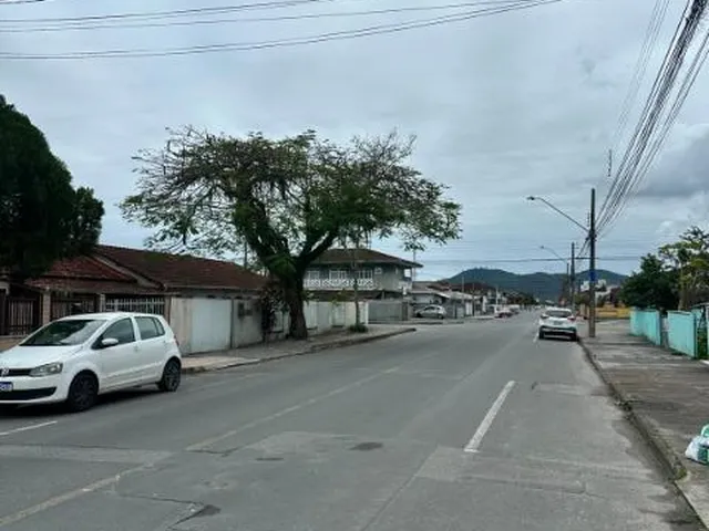 Imagem 14: CASA RESIDENCIAL em Joinville - Santa Catarina, Jardim Iririú