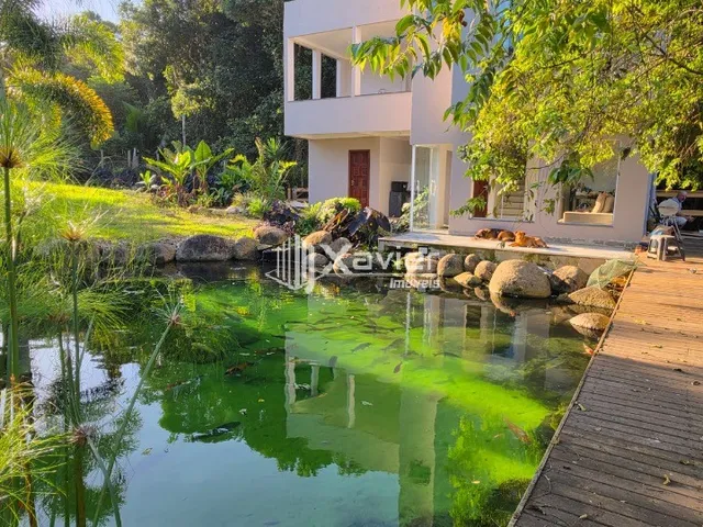 Imagem 8: Chácara à Venda em Nova Guarapari com 964 m², 3 Quartos, Energia Solar, Deck de 75 m²