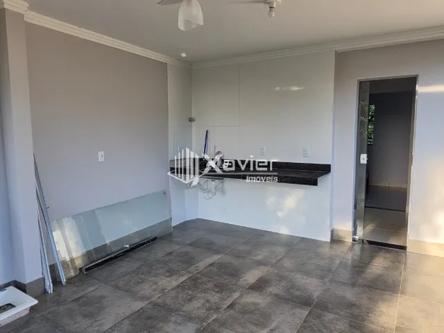 Imagem 3: Chácara à Venda em Nova Guarapari com 964 m², 3 Quartos, Energia Solar, Deck de 75 m²