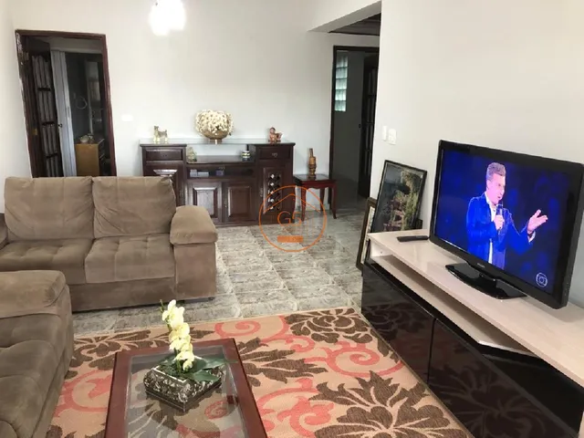 Imagem 3: Imperdível casa à venda em Caieiras-SP, bairro Serpa: 2 quartos, 1 suíte, 2 salas, 3