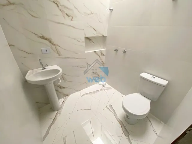Imagem 14: Sobrados com três quartos à venda no Bairro Xaxim, próximo à BR-116 (Linha Verde) e