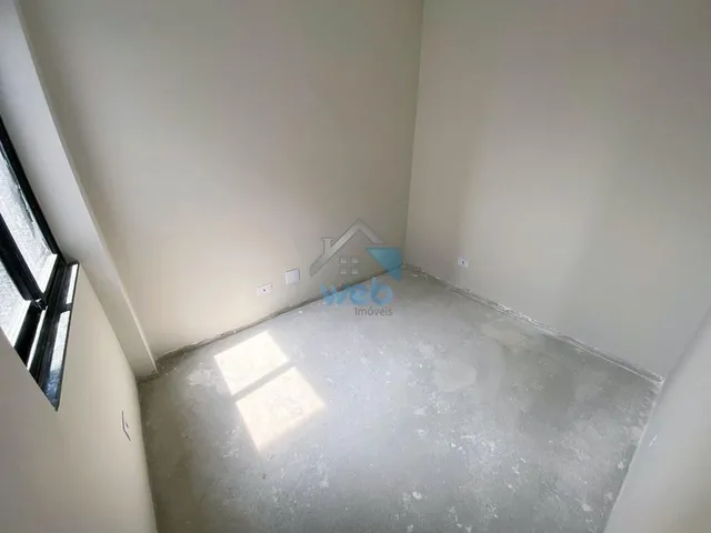Imagem 13: Sobrados com três quartos à venda no Bairro Xaxim, próximo à BR-116 (Linha Verde) e