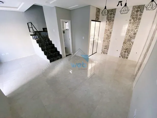 Imagem 12: Sobrado em condomínio no Bairro Campo de Santana, com três quartos, piso em